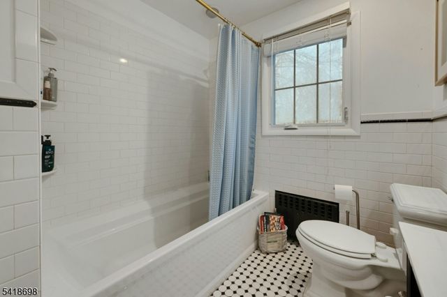 23 Filmore Ave, Livingston Twp., NJ 07039