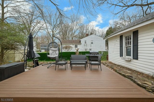 23 Filmore Ave, Livingston Twp., NJ 07039