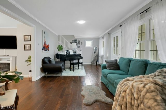 23 Filmore Ave, Livingston Twp., NJ 07039