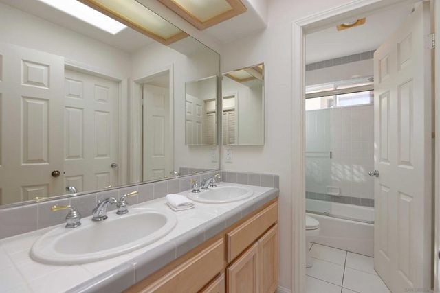 7463 Draper Avenue, La Jolla, CA 92037