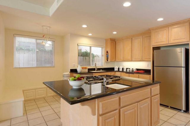 7463 Draper Avenue, La Jolla, CA 92037