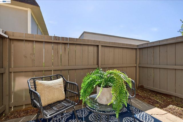 530 La Conner Dr 14, Sunnyvale, CA 94087