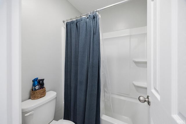 3278 Sand Walk Drive, Kokomo, IN 46902