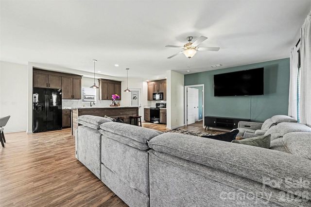 2268 Westbrook Road, Edgemoor, SC 29712