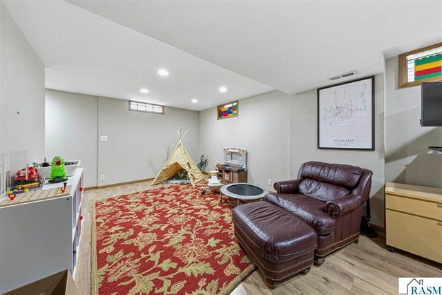 349 Tyler Avenue, North Mankato, MN 56003