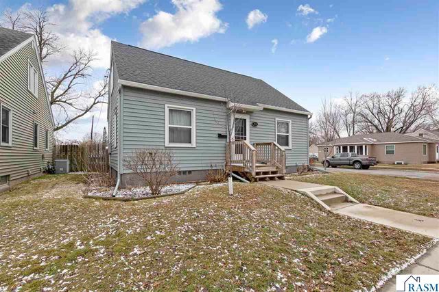 349 Tyler Avenue, North Mankato, MN 56003