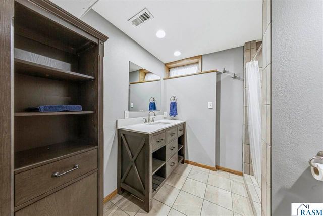 349 Tyler Avenue, North Mankato, MN 56003