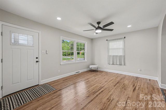 409 S Ramsey Street, Charlotte, NC 28208