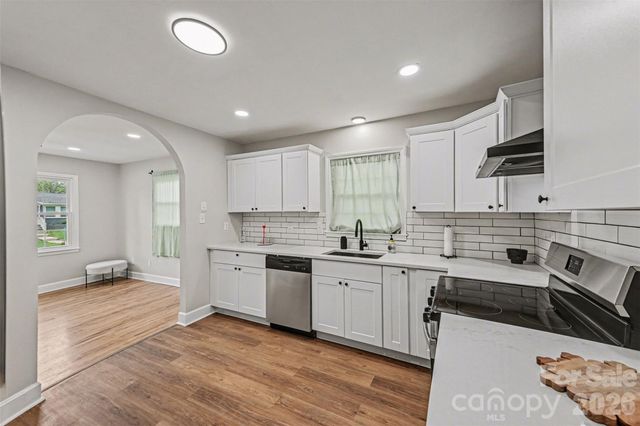 409 S Ramsey Street, Charlotte, NC 28208