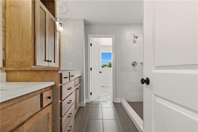 2332 NE Andromada Court, Blue Springs, MO 64014