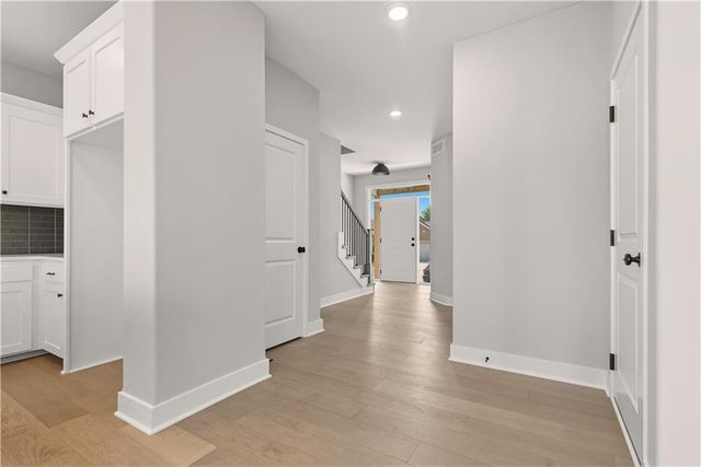 2332 NE Andromada Court, Blue Springs, MO 64014