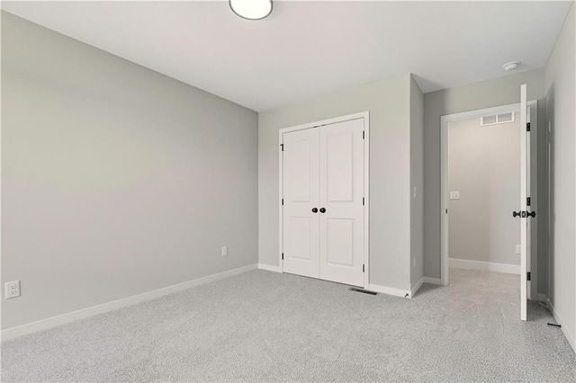 2332 NE Andromada Court, Blue Springs, MO 64014