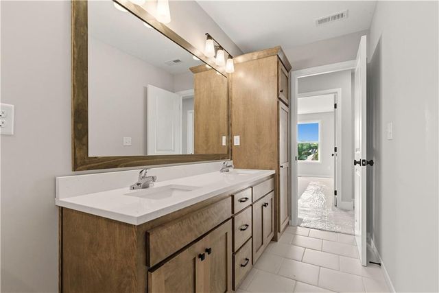 2332 NE Andromada Court, Blue Springs, MO 64014