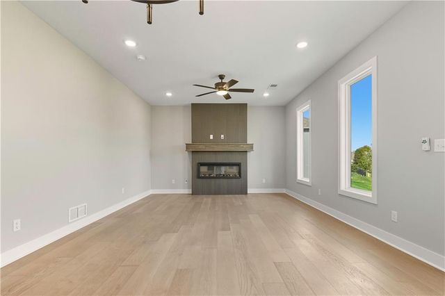 2332 NE Andromada Court, Blue Springs, MO 64014