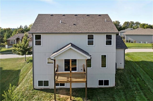 2332 NE Andromada Court, Blue Springs, MO 64014