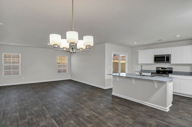 2424 Daylilly Street, Sumter, SC 29153