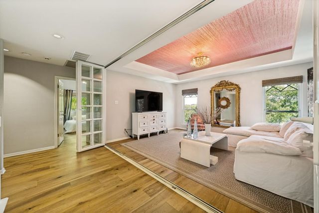10024 Circleview DR, Austin, TX 78733