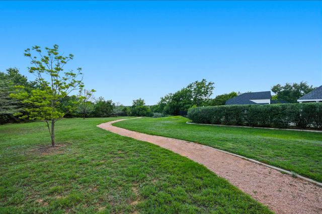 10024 Circleview DR, Austin, TX 78733