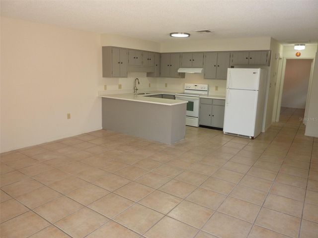 1154 FAIRWAY DR, Lakeland, FL 33801