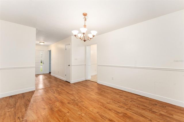 930 NW 37TH TERRACE, Gainesville, FL 32605