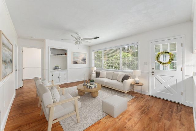930 NW 37TH TERRACE, Gainesville, FL 32605
