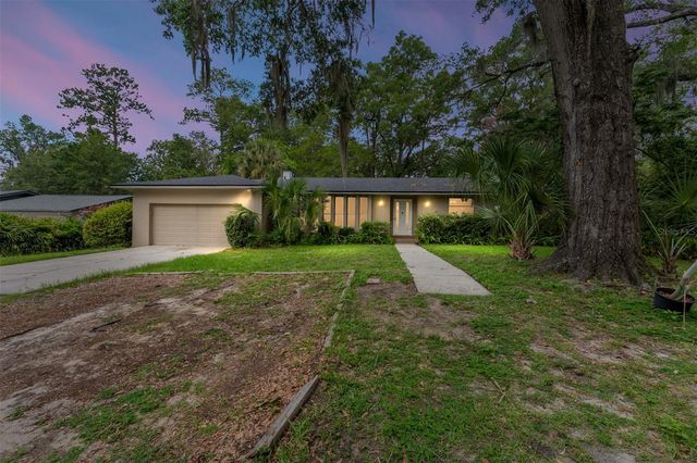 930 NW 37TH TERRACE, Gainesville, FL 32605