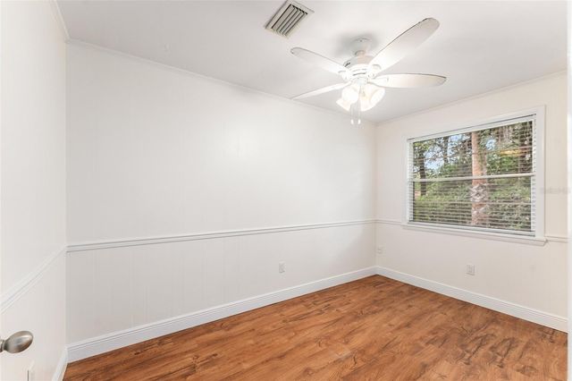 930 NW 37TH TERRACE, Gainesville, FL 32605