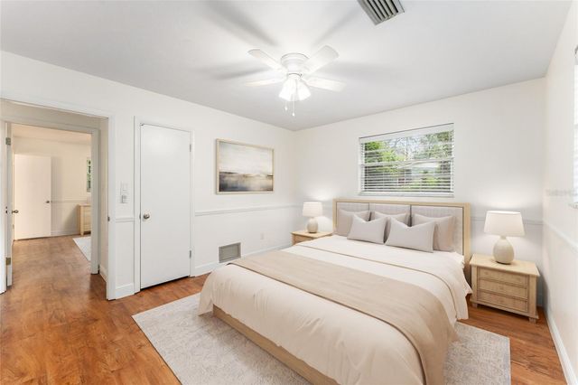930 NW 37TH TERRACE, Gainesville, FL 32605