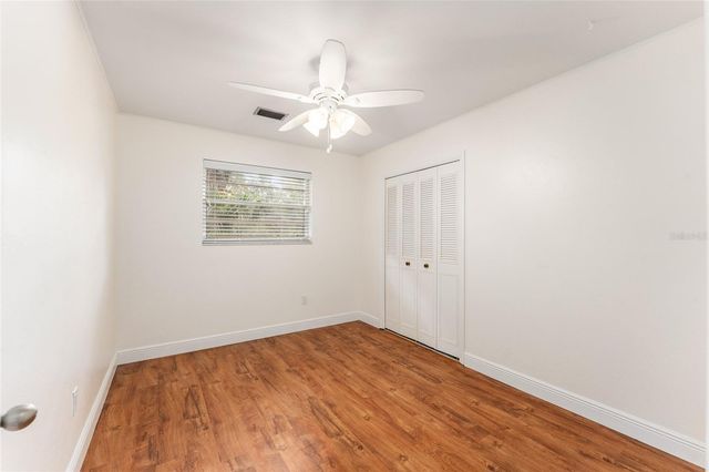 930 NW 37TH TERRACE, Gainesville, FL 32605