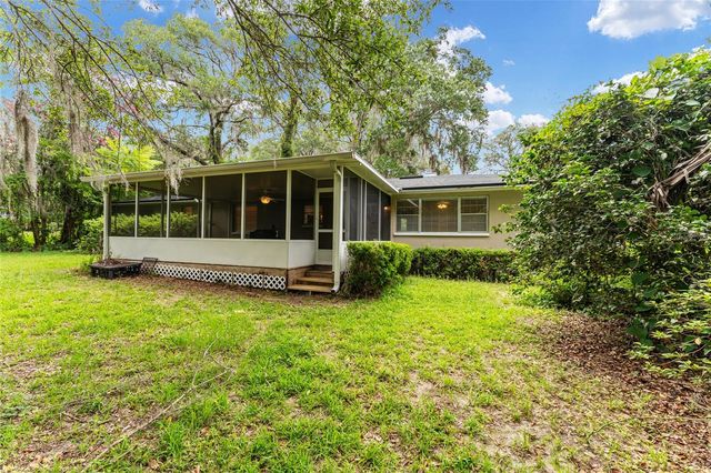 930 NW 37TH TERRACE, Gainesville, FL 32605