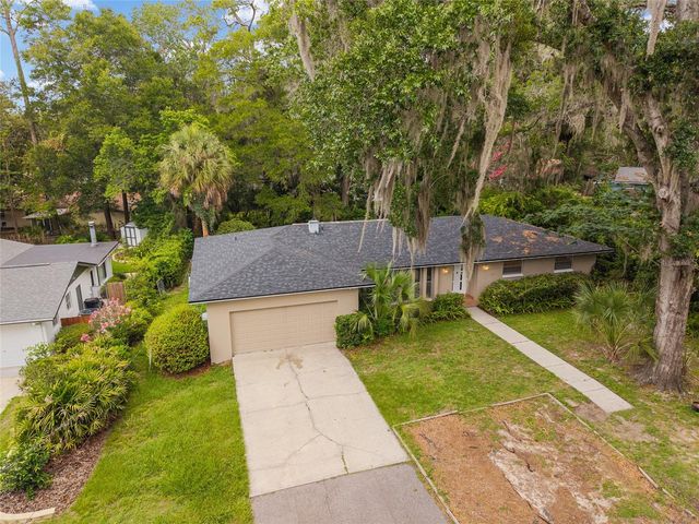 930 NW 37TH TERRACE, Gainesville, FL 32605