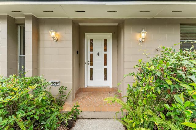 930 NW 37TH TERRACE, Gainesville, FL 32605