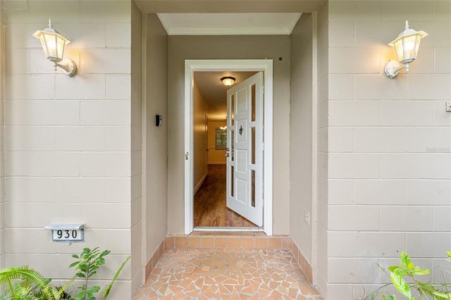 930 NW 37TH TERRACE, Gainesville, FL 32605