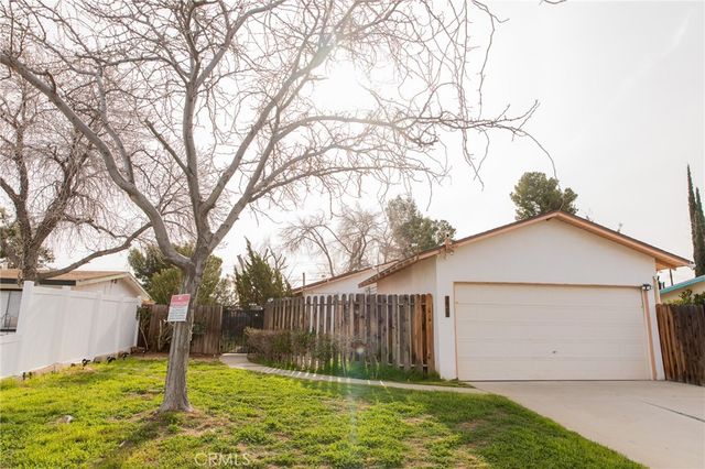 38990 Juniper Tree, Palmdale, CA 93551