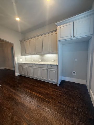 4229 Colton Drive, Carrollton, TX 75010
