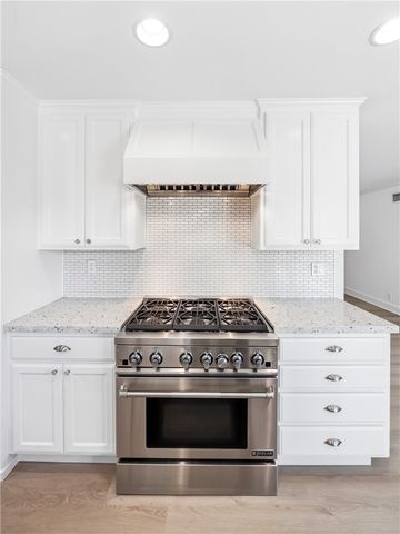 5541 Tangiers Dr, Huntington Beach, CA 92647