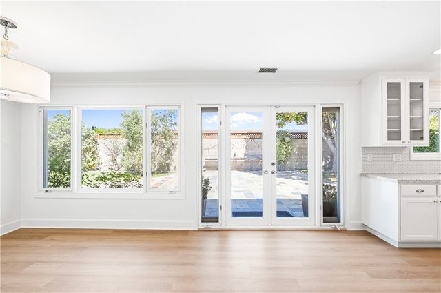 5541 Tangiers Dr, Huntington Beach, CA 92647