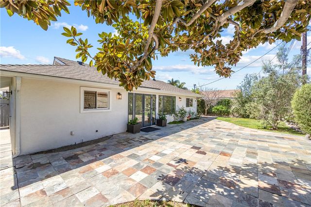 5541 Tangiers Dr, Huntington Beach, CA 92647