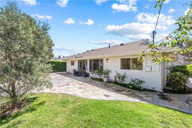 5541 Tangiers Dr, Huntington Beach, CA 92647