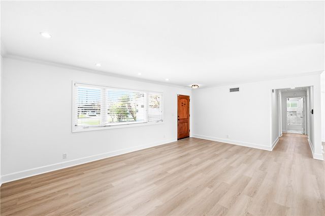 5541 Tangiers Dr, Huntington Beach, CA 92647