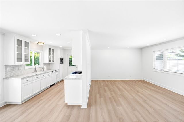 5541 Tangiers Dr, Huntington Beach, CA 92647