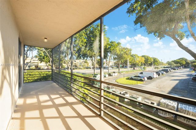 3361 NW 85th Ave 201, Coral Springs, FL 33065