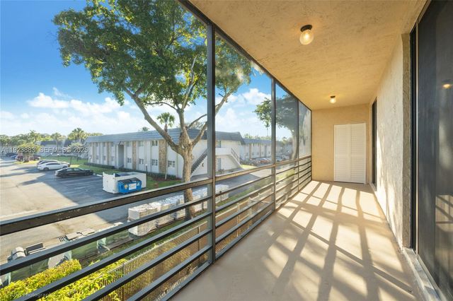 3361 NW 85th Ave 201, Coral Springs, FL 33065