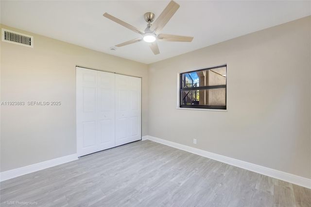 3361 NW 85th Ave 201, Coral Springs, FL 33065