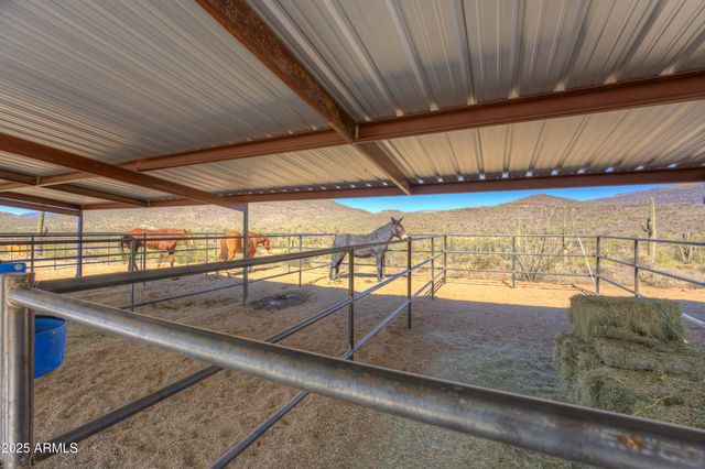 40445 N 32ND Street, Cave Creek, AZ 85331