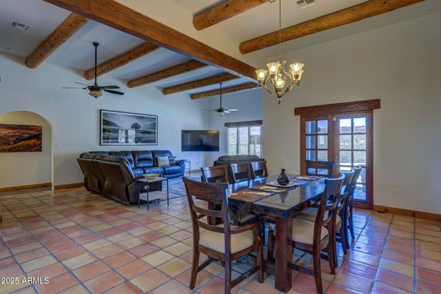 40445 N 32ND Street, Cave Creek, AZ 85331