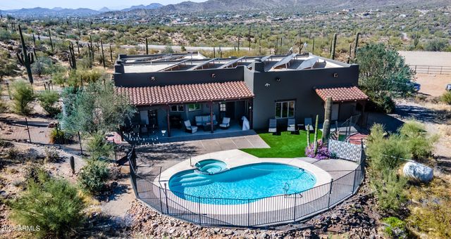 40445 N 32ND Street, Cave Creek, AZ 85331