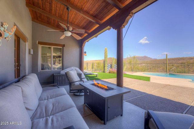 40445 N 32ND Street, Cave Creek, AZ 85331