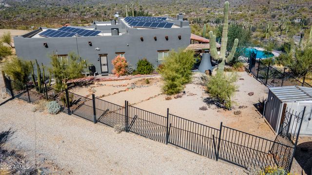40445 N 32ND Street, Cave Creek, AZ 85331