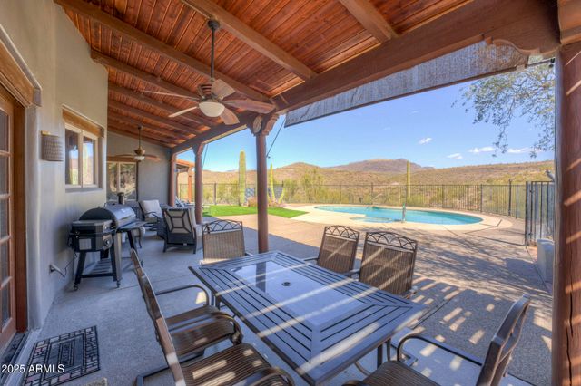 40445 N 32ND Street, Cave Creek, AZ 85331